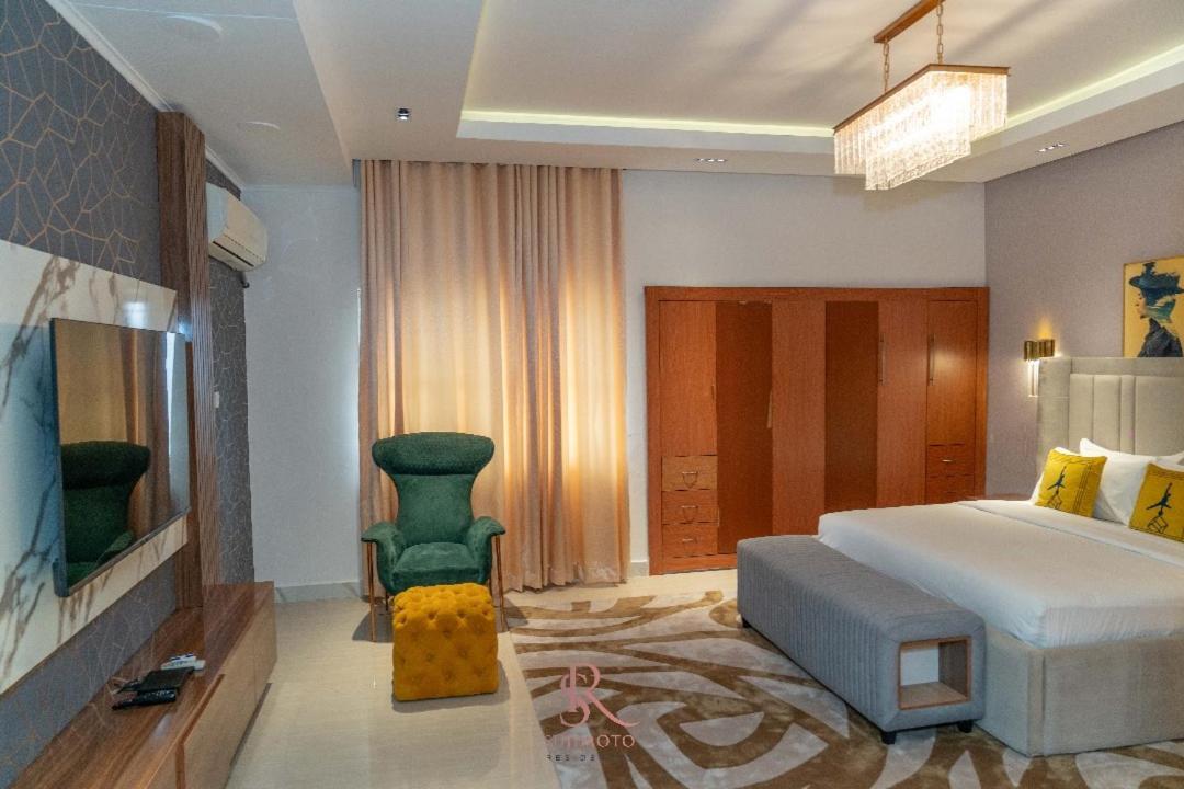 Sujimoto Residences Macdonald Lagos Exterior photo