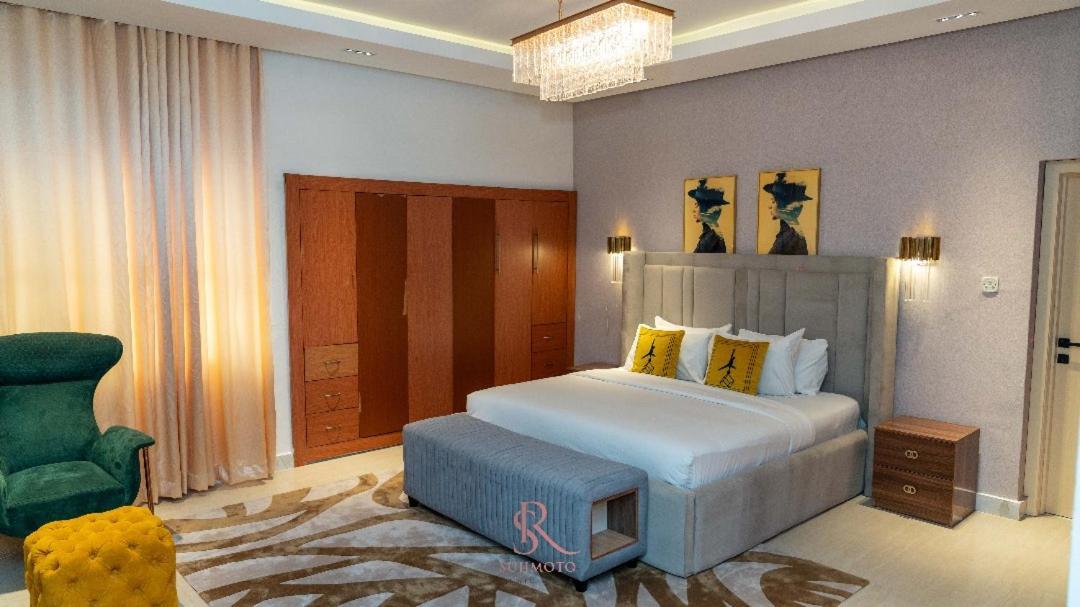 Sujimoto Residences Macdonald Lagos Exterior photo