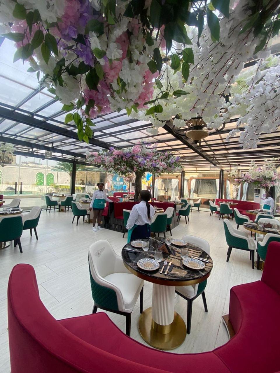 Sujimoto Residences Macdonald Lagos Exterior photo